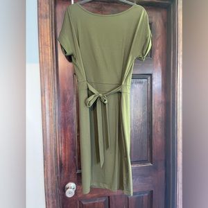Amazon dress never worn.